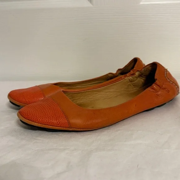 Peter Millar Women's Vibrant Orange Flats - Picture 2 of 9